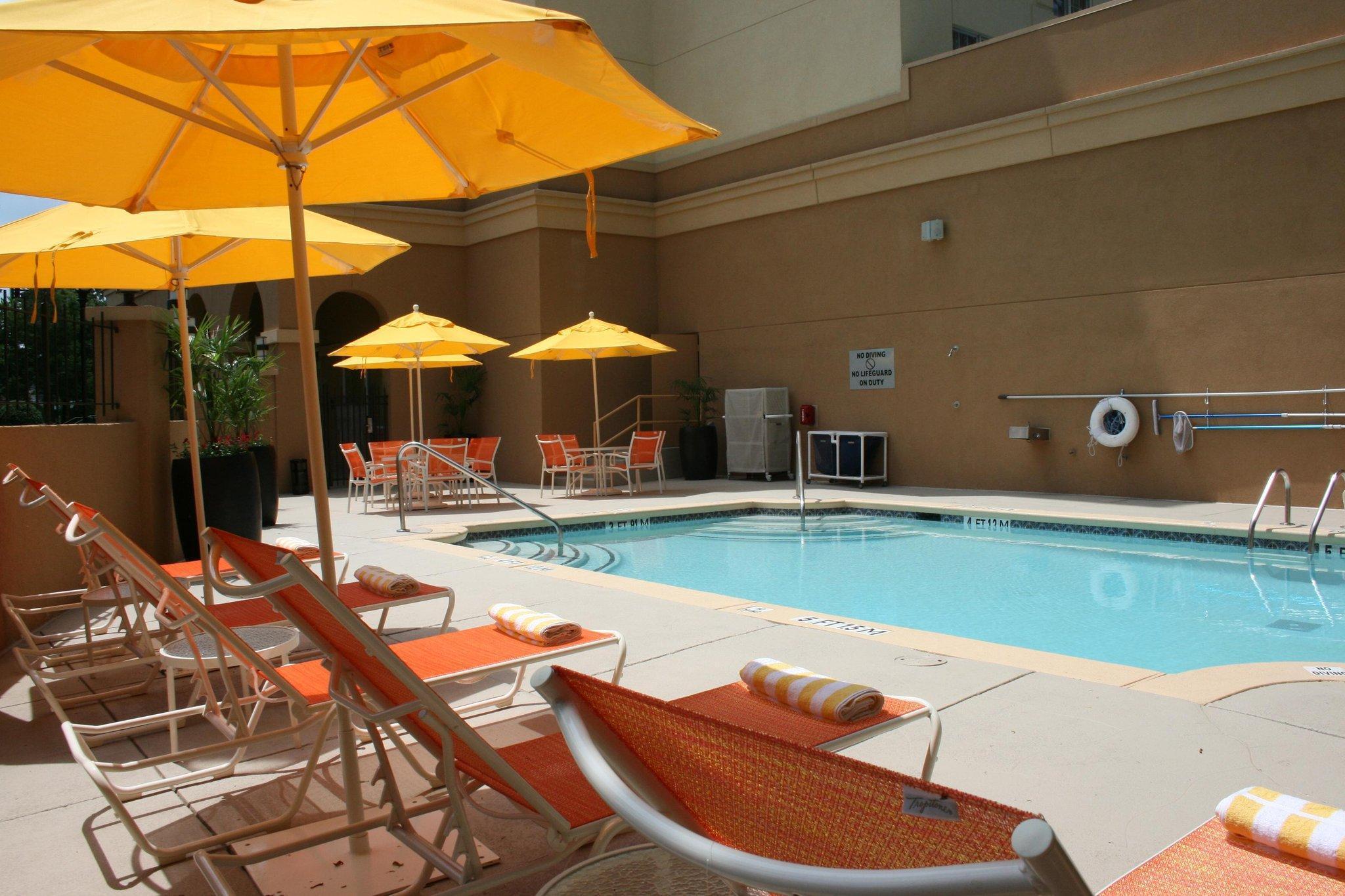 Doubletree Suites By Hilton At The Battery Atlanta Smyrna Extérieur photo
