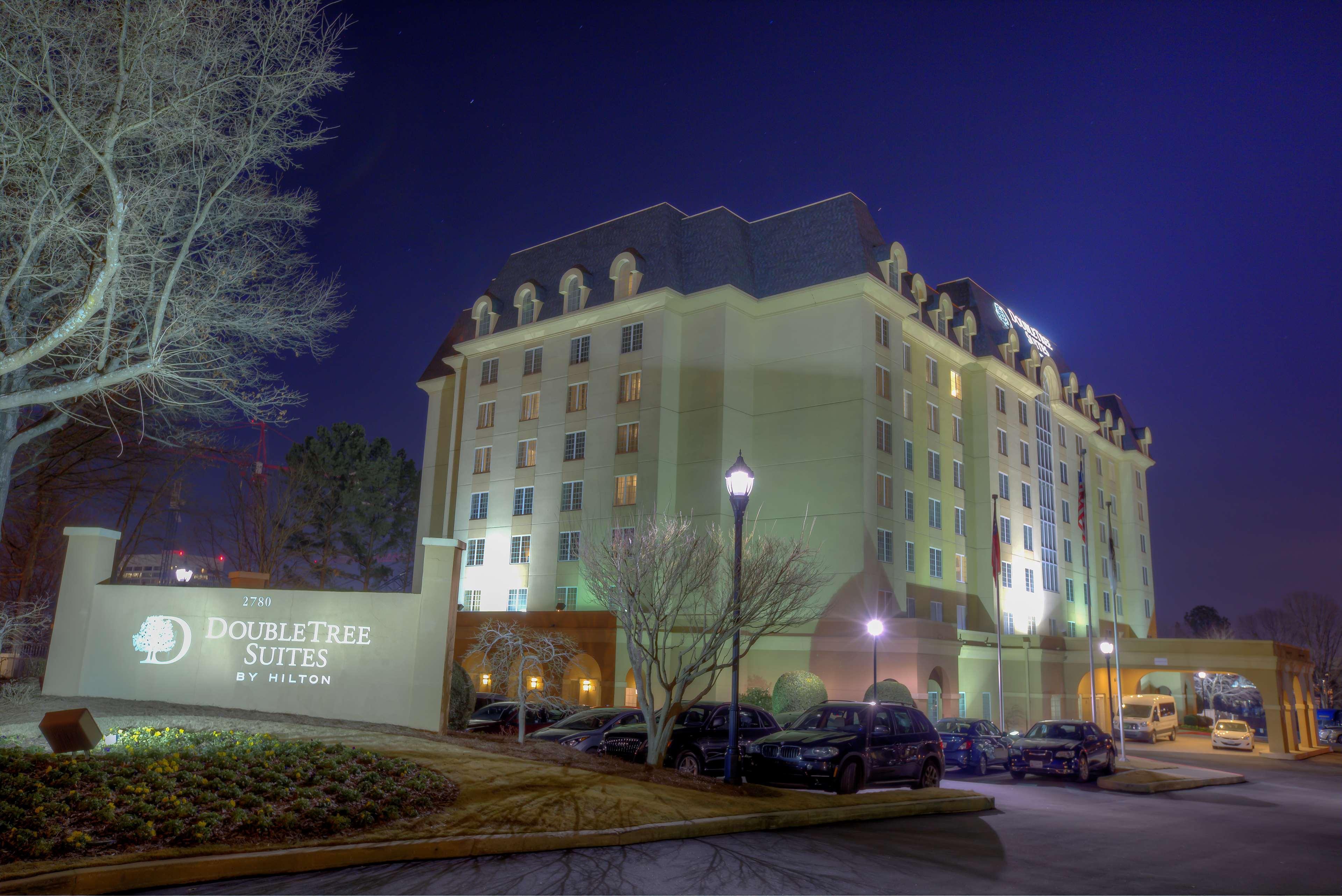 Doubletree Suites By Hilton At The Battery Atlanta Smyrna Extérieur photo