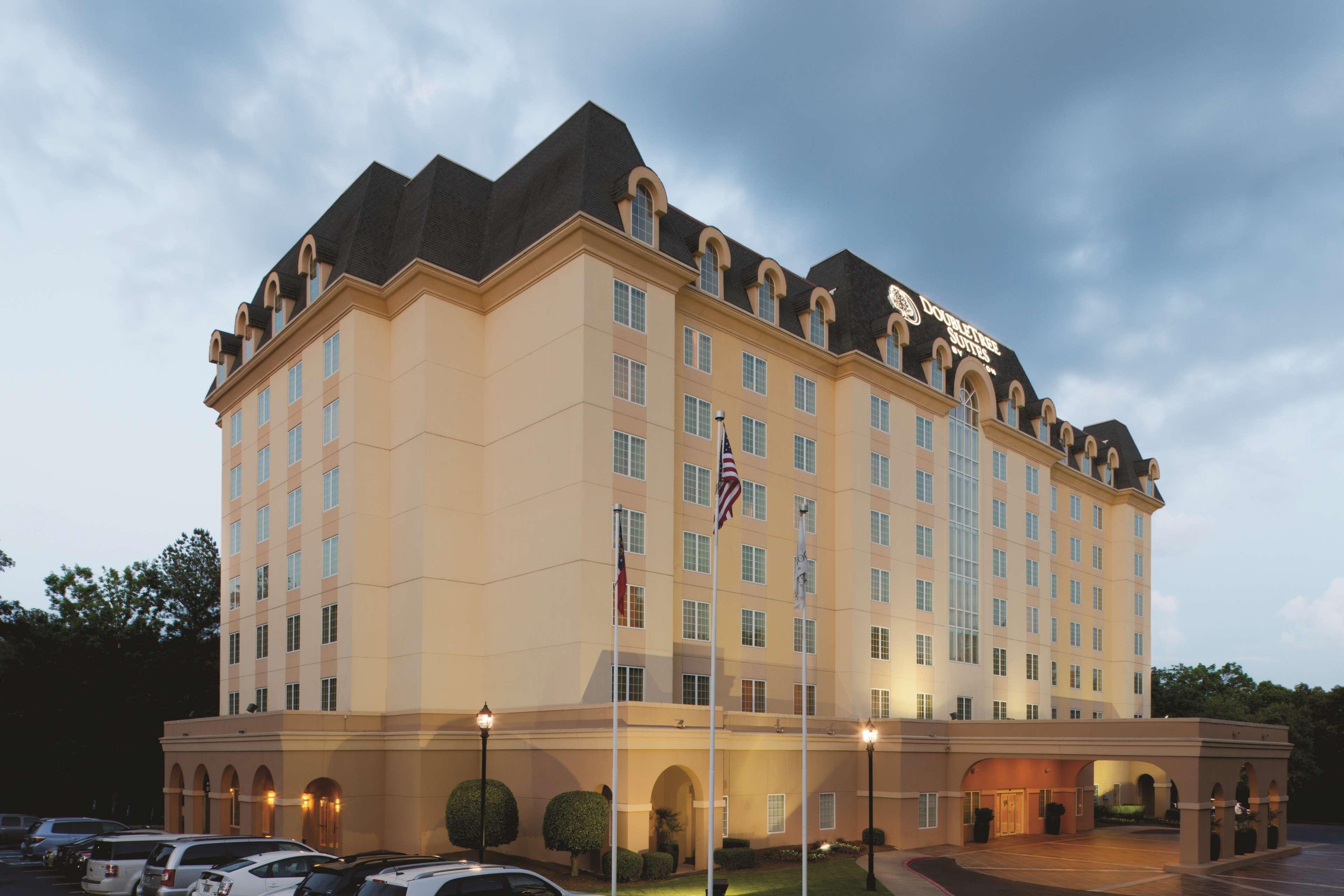 Doubletree Suites By Hilton At The Battery Atlanta Smyrna Extérieur photo