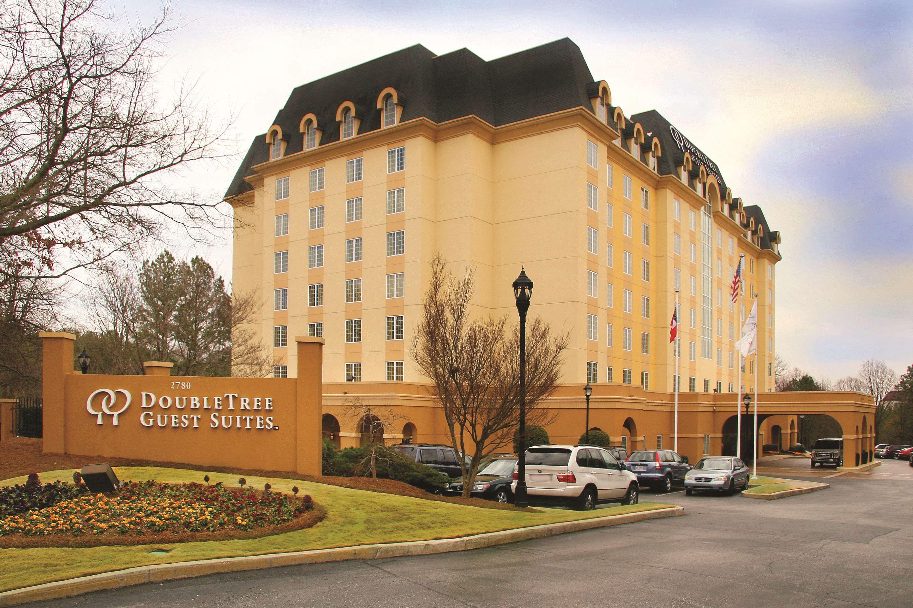 Doubletree Suites By Hilton At The Battery Atlanta Smyrna Extérieur photo