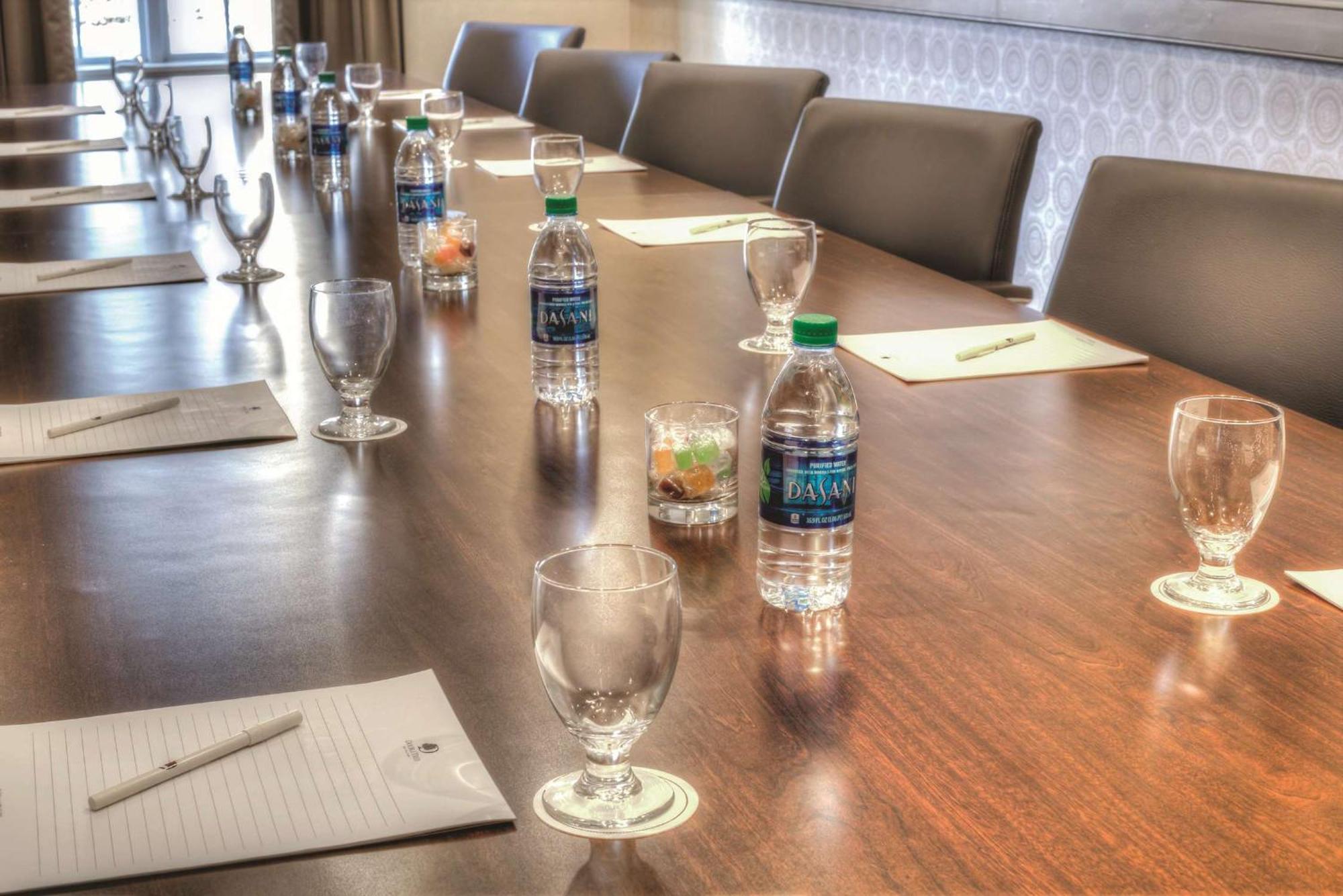 Doubletree Suites By Hilton At The Battery Atlanta Smyrna Extérieur photo