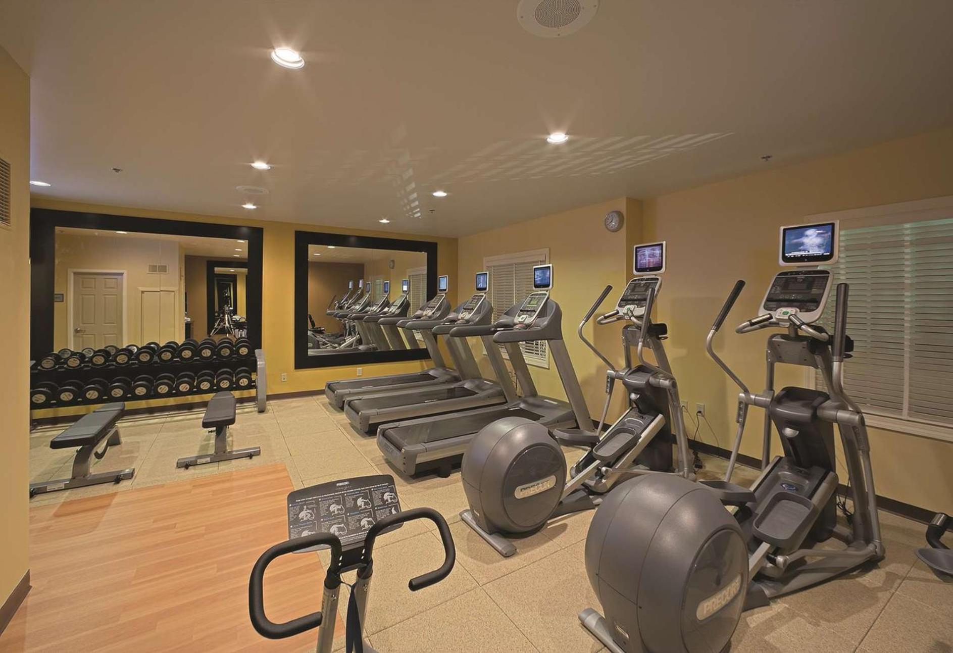 Doubletree Suites By Hilton At The Battery Atlanta Smyrna Extérieur photo