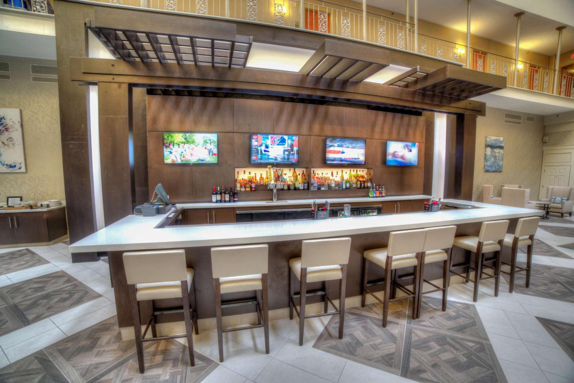 Doubletree Suites By Hilton At The Battery Atlanta Smyrna Extérieur photo